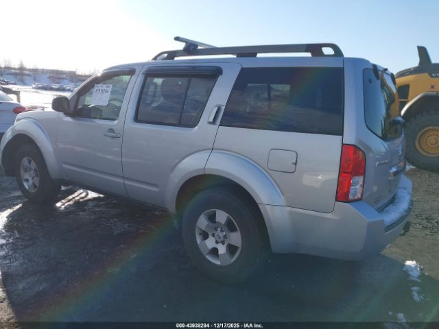 Nissan Pathfinder S Image 2