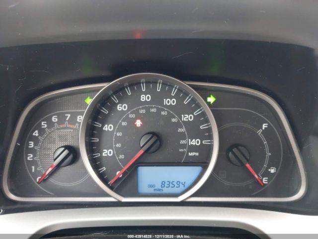 Toyota RAV4 Le Image 13