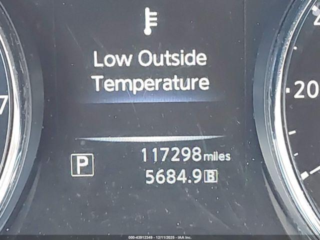 Nissan Rogue Sv Image 2