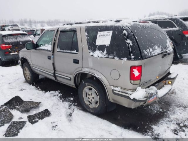 Chevrolet Blazer Ls Image 2