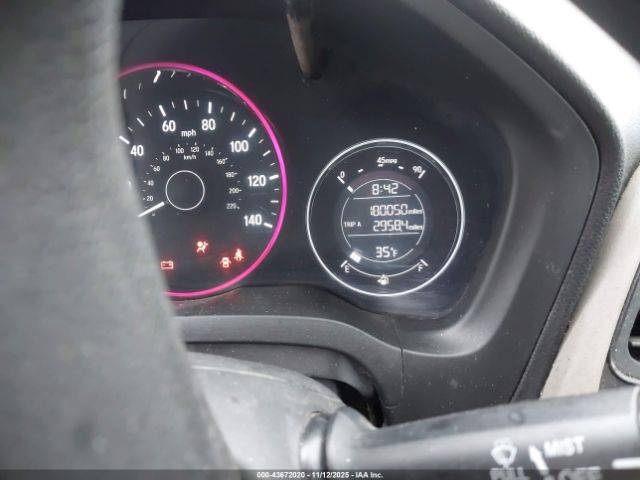 Honda HR-V Lx Image 2