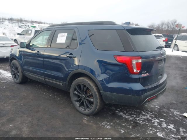 Ford Explorer Xlt Image 2