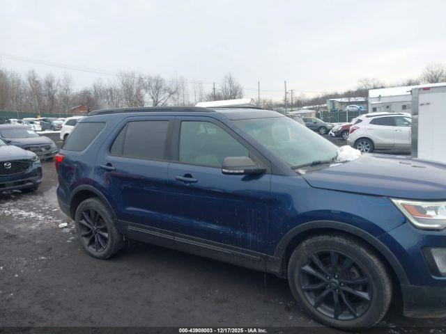 Ford Explorer Xlt Image 9