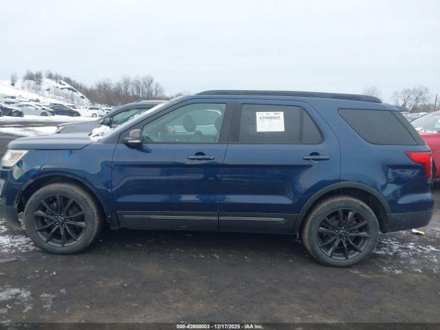 Ford Explorer Xlt Image 14