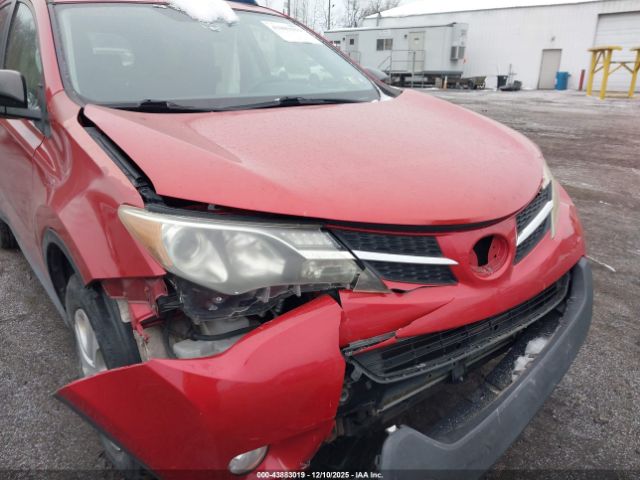 Toyota RAV4 Le Image 4