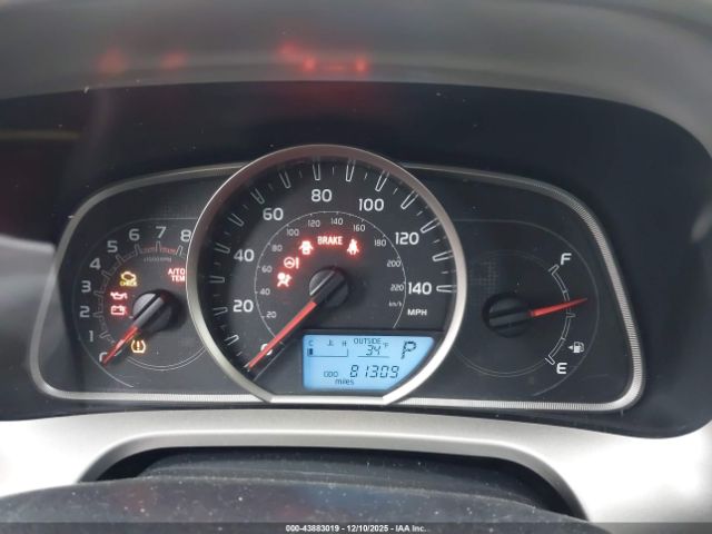 Toyota RAV4 Le Image 14