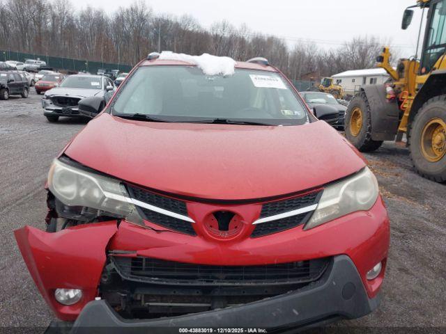 Toyota RAV4 Le Image 9