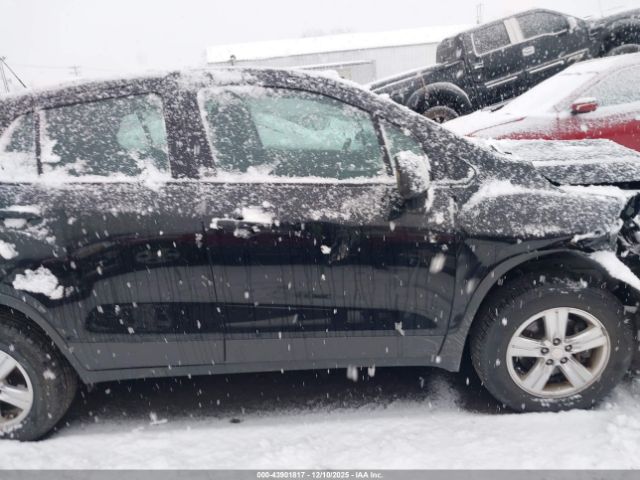 Chevrolet Trax Ls Image 16