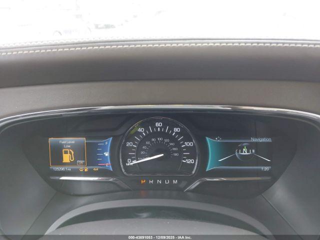 Lincoln Navigator Image 13