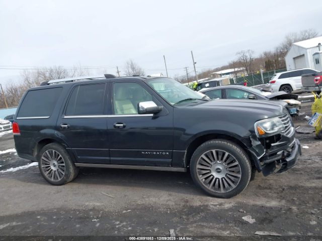 Lincoln Navigator Image 6