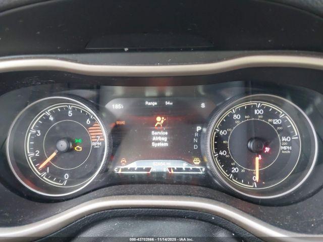 Jeep Cherokee Limited Image 11