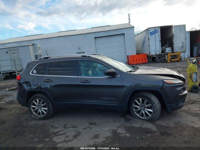 Jeep Cherokee Limited Image 12