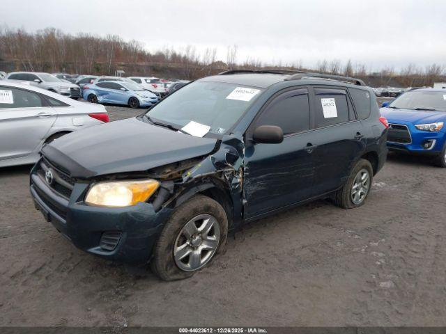 Toyota RAV4 Image 12