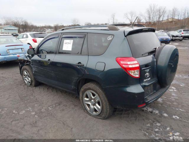 Toyota RAV4 Image 14