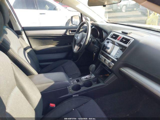 Subaru Outback 2.5i Premium Image 4