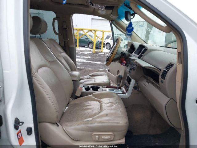 Nissan Pathfinder Le Image 6