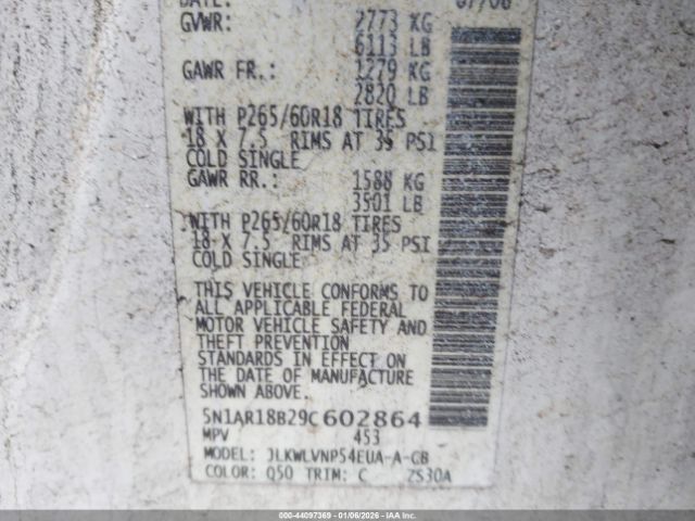 Nissan Pathfinder Le Image 9