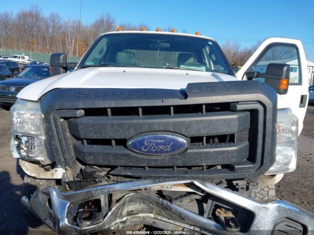 Ford F-250 Xl Image 2