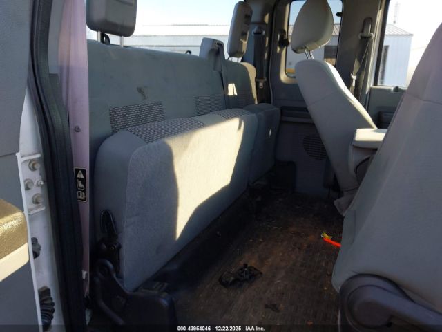 Ford F-250 Xl Image 12