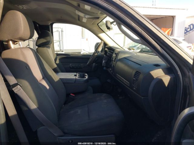 Chevrolet Silverado 1500 Lt Image 3