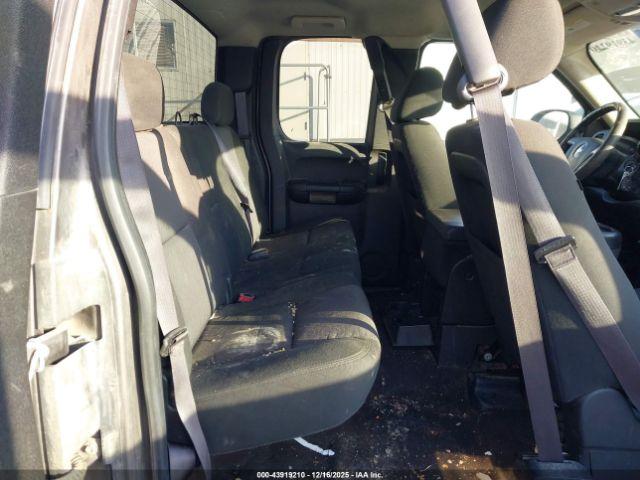 Chevrolet Silverado 1500 Lt Image 4