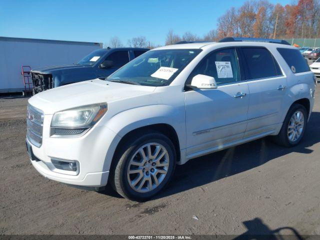 GMC Acadia Denali Image 16