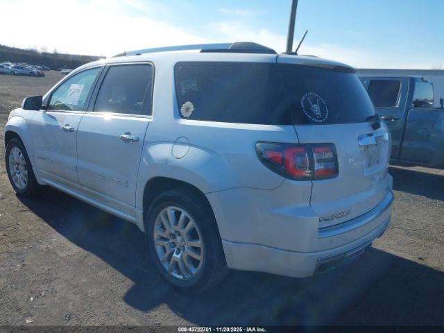 GMC Acadia Denali Image 3