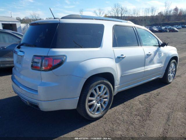 GMC Acadia Denali Image 12