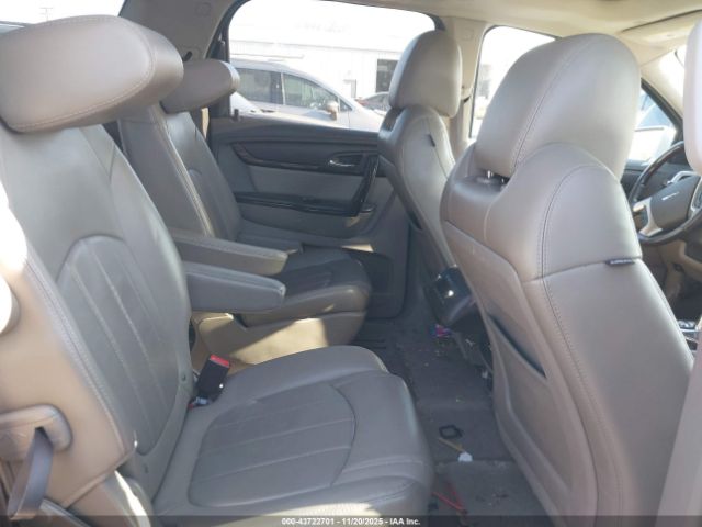 GMC Acadia Denali Image 4