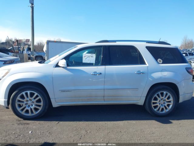 GMC Acadia Denali Image 9