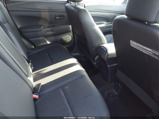 Mitsubishi Outlander 2.4 Sel Image 14