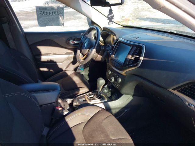 Jeep Cherokee Latitude Image 10