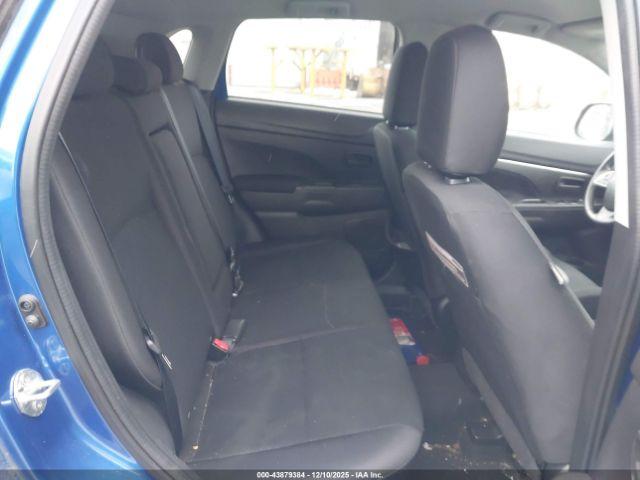 Mitsubishi Outlander Es Image 4