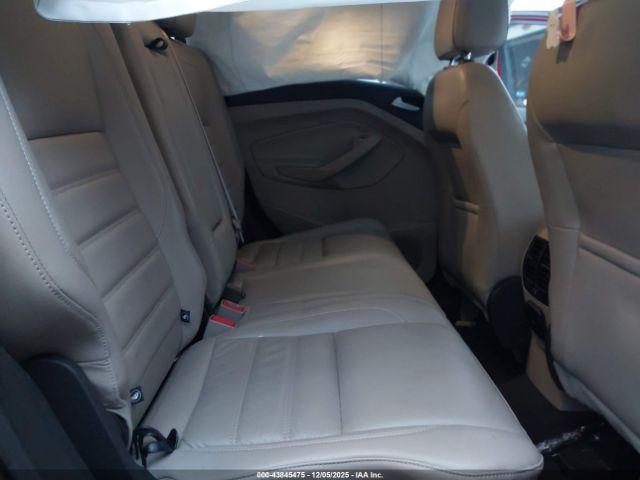 Ford Escape Titanium Image 6