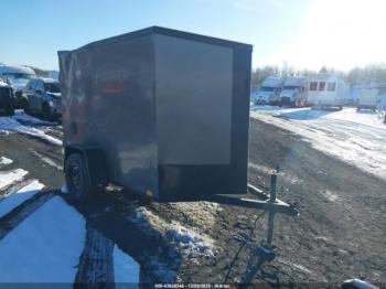  Salvage Lgs Industries Enclosed Trailer