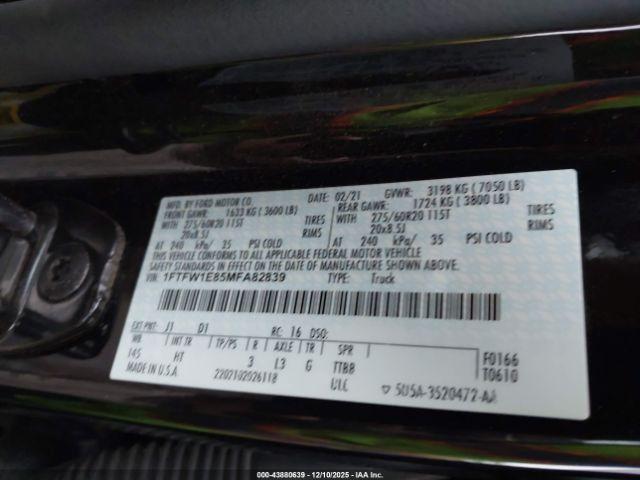 Ford F-150 Lariat Image 10