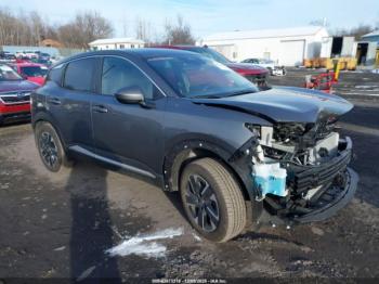  Salvage Nissan Kicks