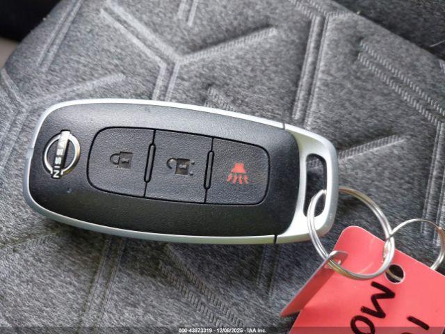 Nissan Kicks Sv Intelligent Awd Image 5