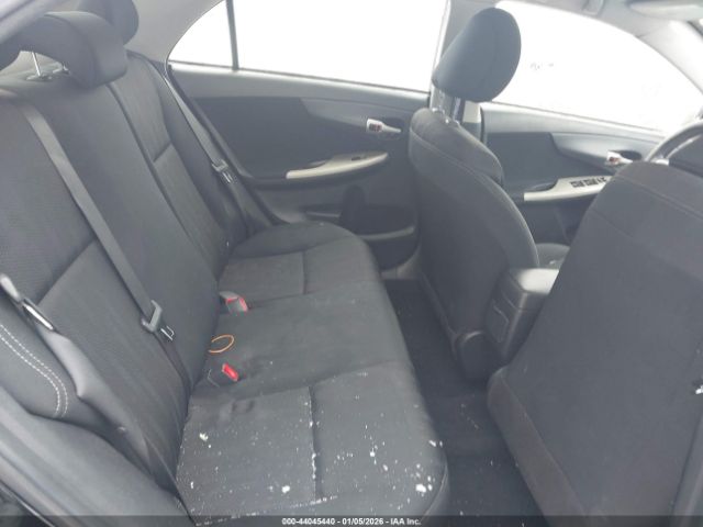 Toyota Corolla S Image 9