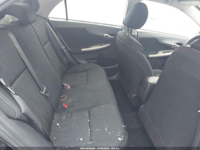 Toyota Corolla S Image 9