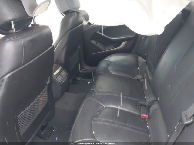 Cadillac CTS Standard Image 12