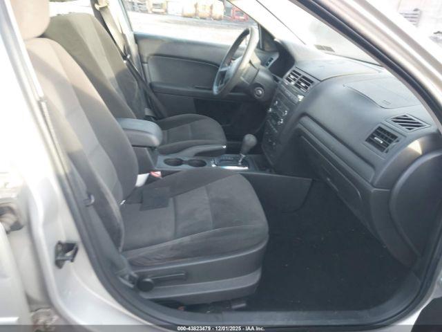 Ford Fusion Se Image 6