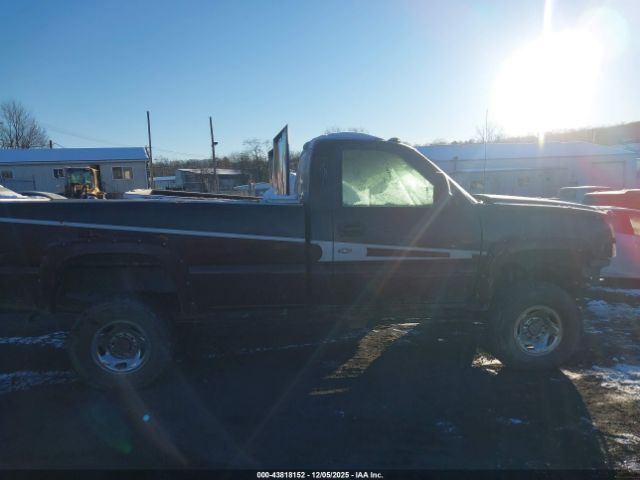 Chevrolet Silverado 2500 Lt1 Image 12