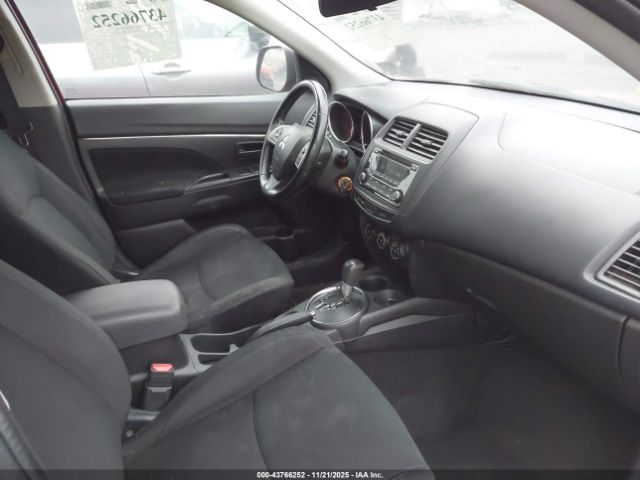Mitsubishi Outlander Es Image 3