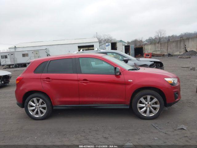 Mitsubishi Outlander Es Image 16