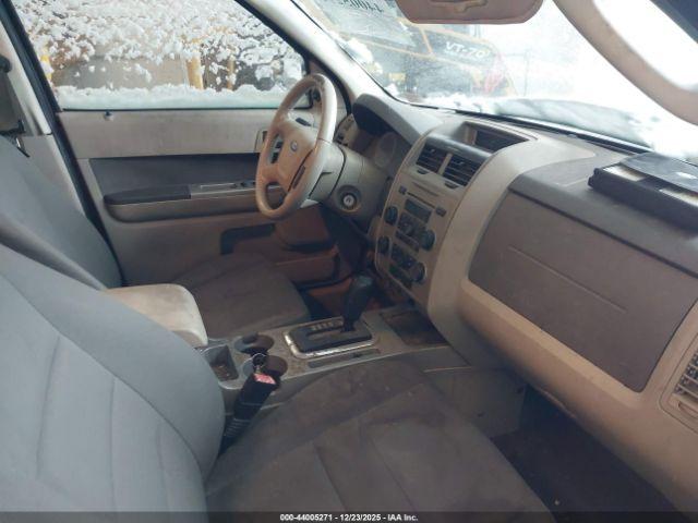 Ford Escape Xlt Image 9