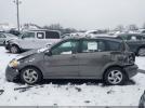 Pontiac Vibe Image 12