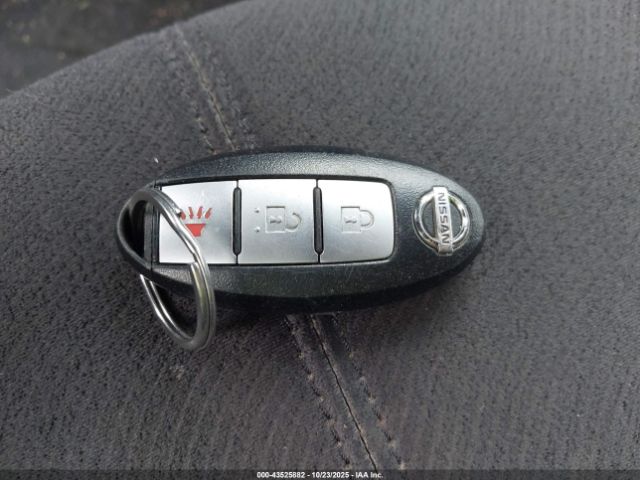 Nissan Murano S Image 2