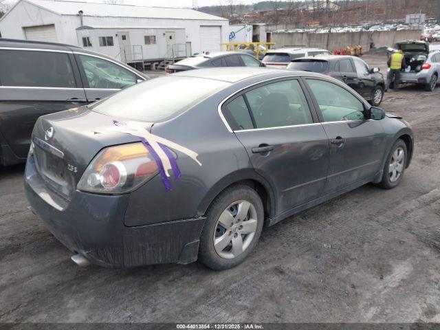 Nissan Altima 2.5 S Image 9
