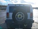 HUMMER H2 Image 16